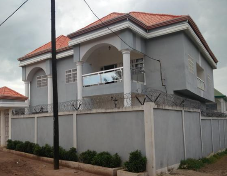 belle maison a bafou